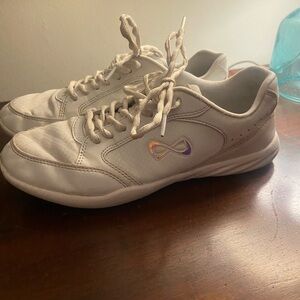 xfinity cheer shoes